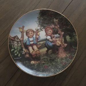 Apple Tree Boy & Girl Plate M. J. Hummel Ltd Ed